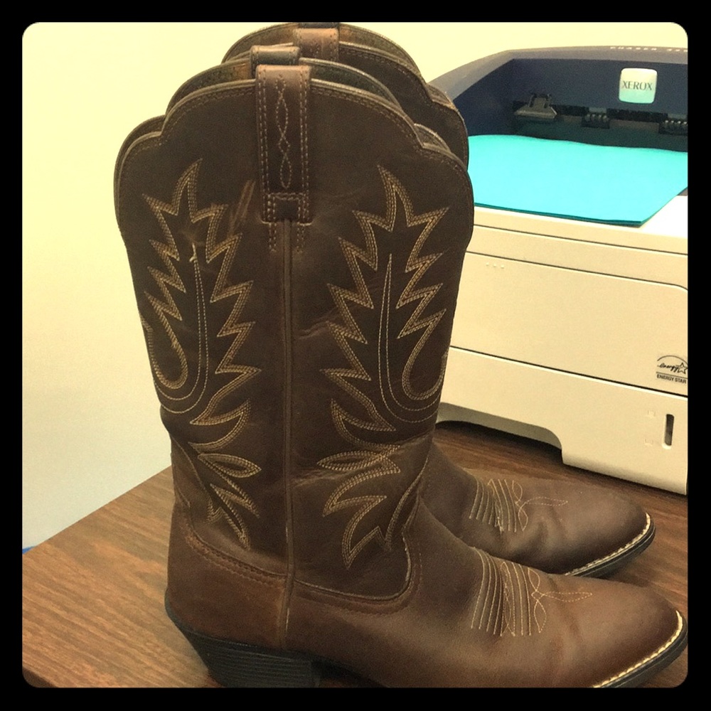 Arita boots